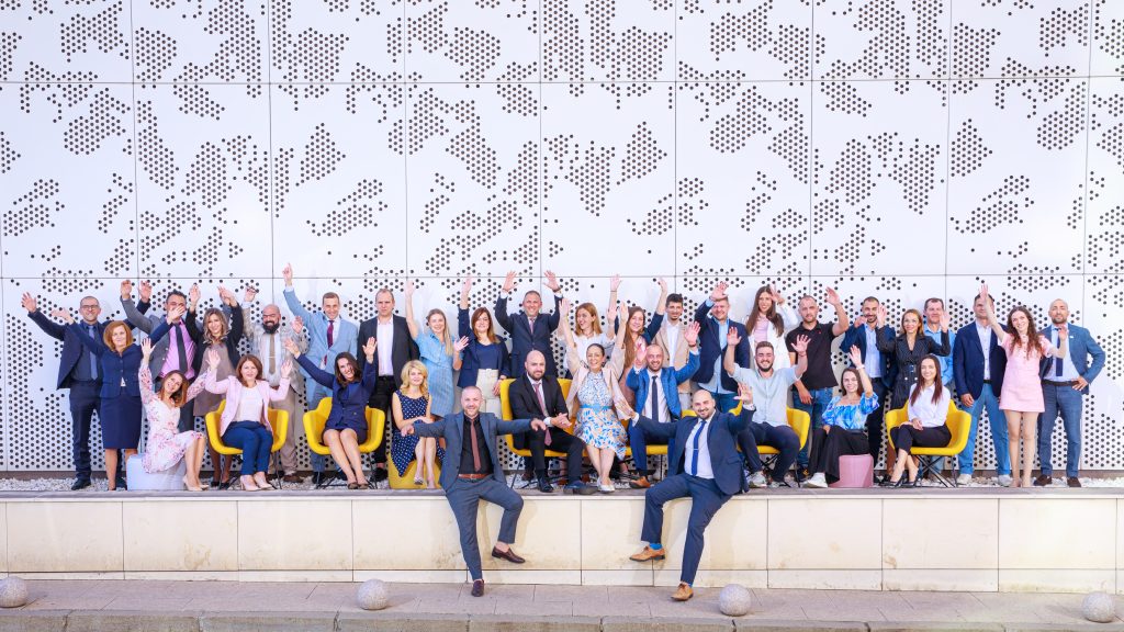 Bul Med Cosnult екип